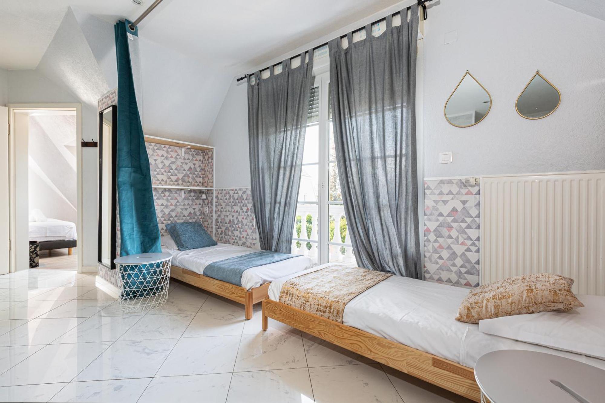 Gites Spa Strasbourg - Villa Ours - Spa Prive, Sauna, Borne D'Arcade, Babyfoot Ittenheim Εξωτερικό φωτογραφία